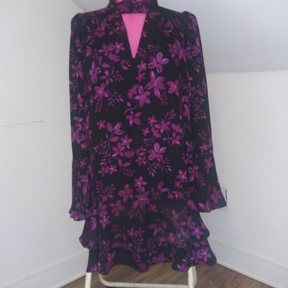 Parker black dark purple floral mock neck bell sleves - Picture 4 of 16